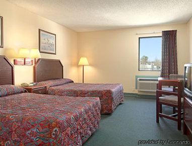 Red Roof Inn Moss Point Room photo